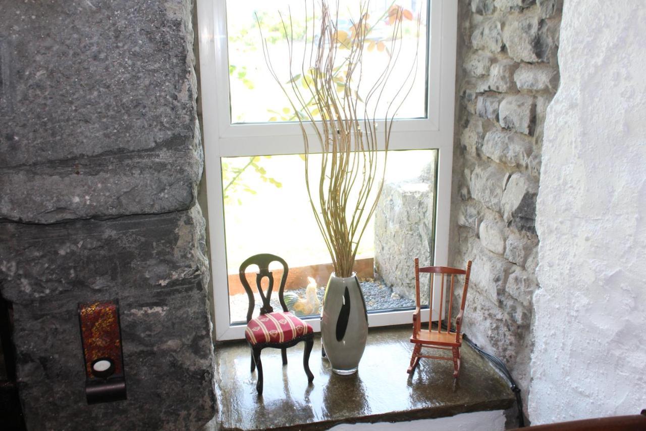 1844 Seascape Cottage Is Located On The Wild Atlantic Way Fanore Dış mekan fotoğraf