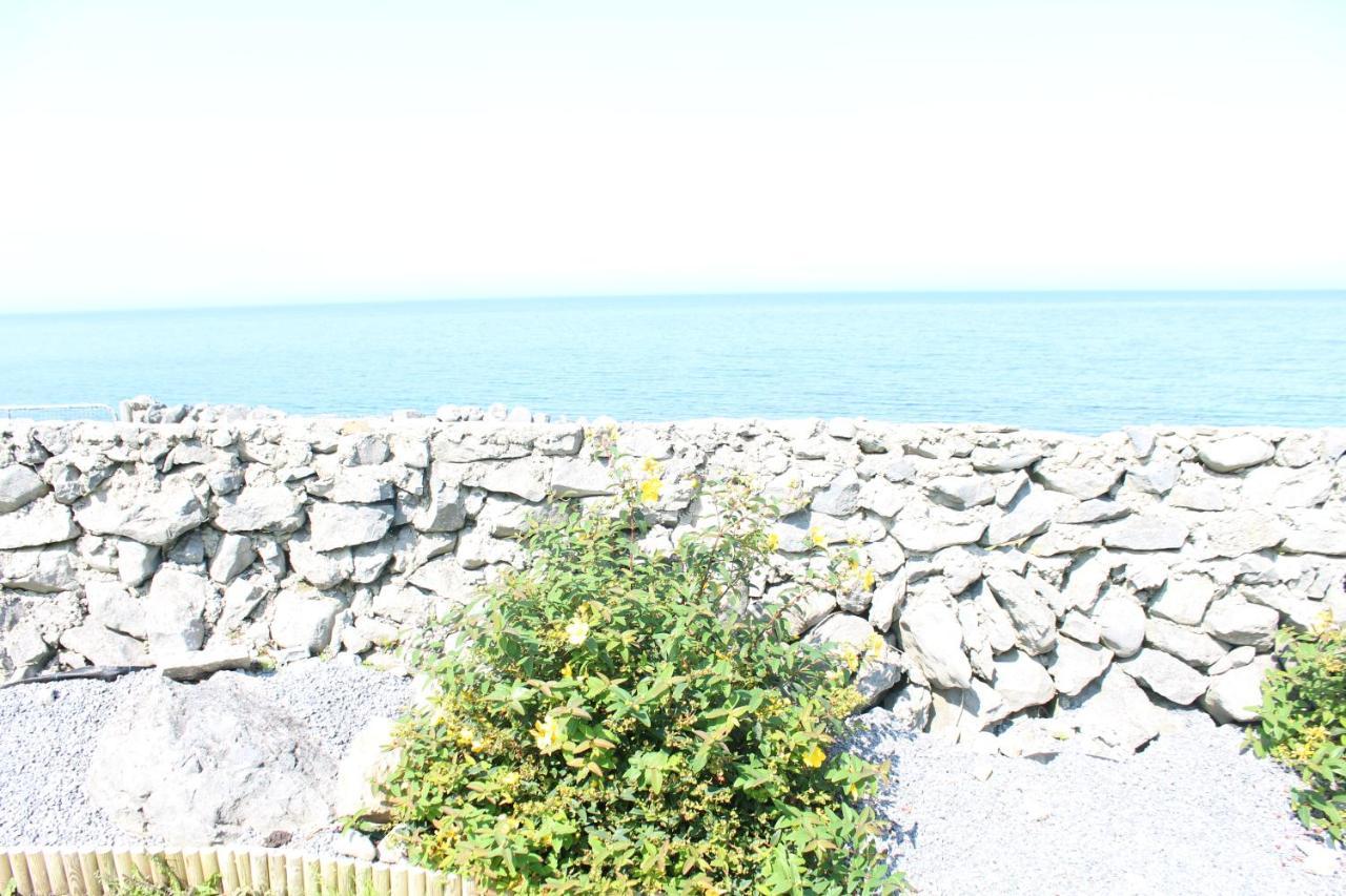 1844 Seascape Cottage Is Located On The Wild Atlantic Way Fanore Dış mekan fotoğraf